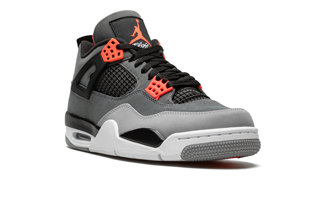 Sneakers Air Jordan 4 Retro "Infrared" in zwart en rood, met leren bovenwerk en witte zool, voor heren en dames
