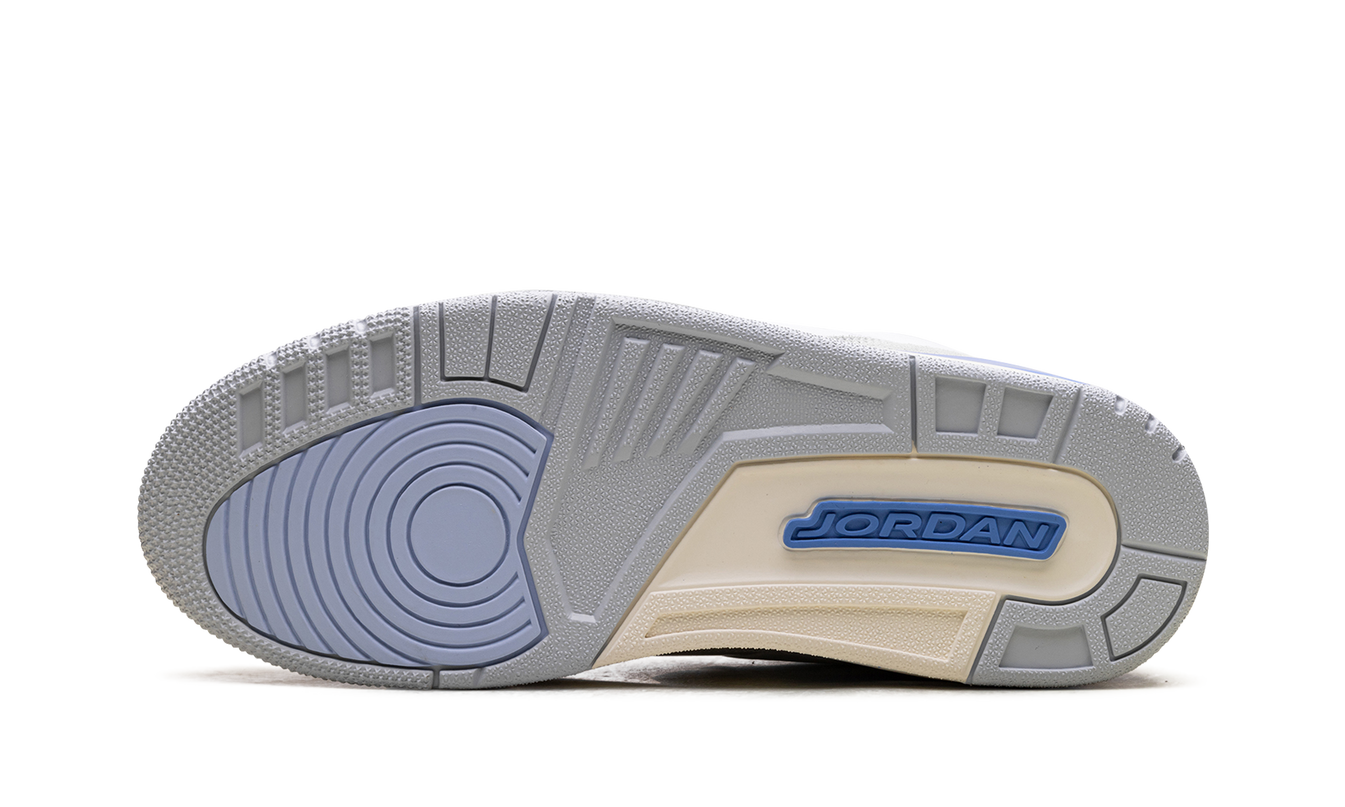 Lucht Jordan 3 sneakers "Lucky Shorts" in wit en zwart, met gedetailleerde leren afwerking en iconische stijl.