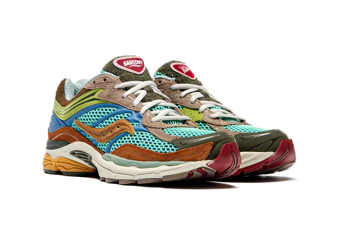 CAPE EXCLUSIVES Saucony ProGrid Omni 9 sneakers met sportieve details en grijs-blauwe kleuren, geschikt voor sport en casual gebruik