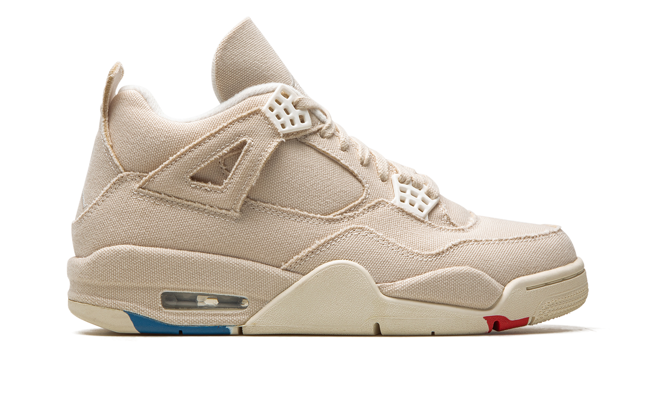 Witte en grijze Air Jordan 4 WMNS sneakers van Mijn winkel, canvas bovenwerk en sportieve stijl.
