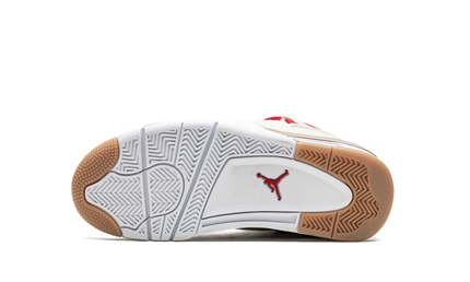 Witte en zwarte Air Jordan 4 Retro GS schoenen met Wild Things Are ontwerp, Nike sneaker voor jongens