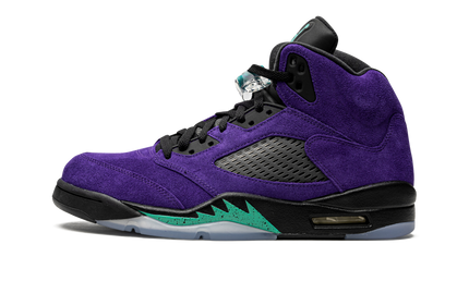 Sneakers Air Jordan 5 Retro "Alternate Grape" in zwart, paars en wit, met witte zool en kenmerkende details van het merk Mijn winkel