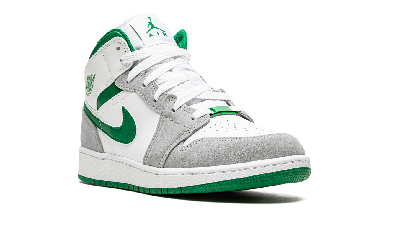 Sneakers Air Jordan 1 Mid SE GS in grijs en dennen groen, sportieve schoenen voor jongens en meisjes