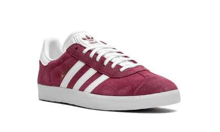 Adidas Gazelle schoenen in bordeauxrood en wit, lage sneaker met suède bovenwerk en witte zool, voor dames en heren