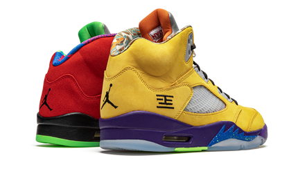Verzorgde Air Jordan 5 Retro sneakers in multi-kleur ontwerp, Nike Air Jordan schoenen met gedetailleerd design en merklogo.