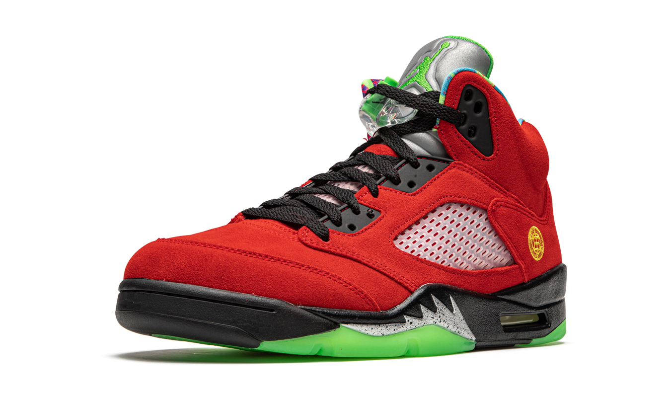 Air Jordan 5 Retro "What The" schoenen van Mijn winkel met kleurrijk design en details, close-up van de schoenen.