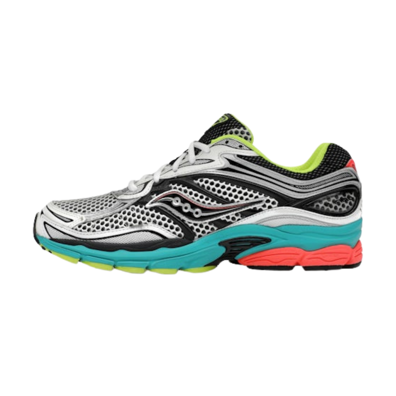 Zilveren Saucony ProGrid Omni 9 sneakers van CAPE EXCLUSIVES met sportieve details en wit-zilveren ontwerp.