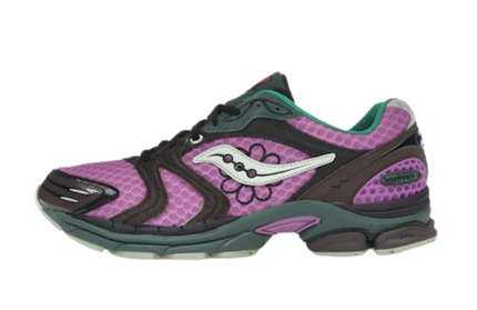 Sneakers van CAPE EXCLUSIVES, Saucony ProGrid Triumph 4 met bloemendetails en kleurrijk ontwerp, geschikt voor casual dragen.