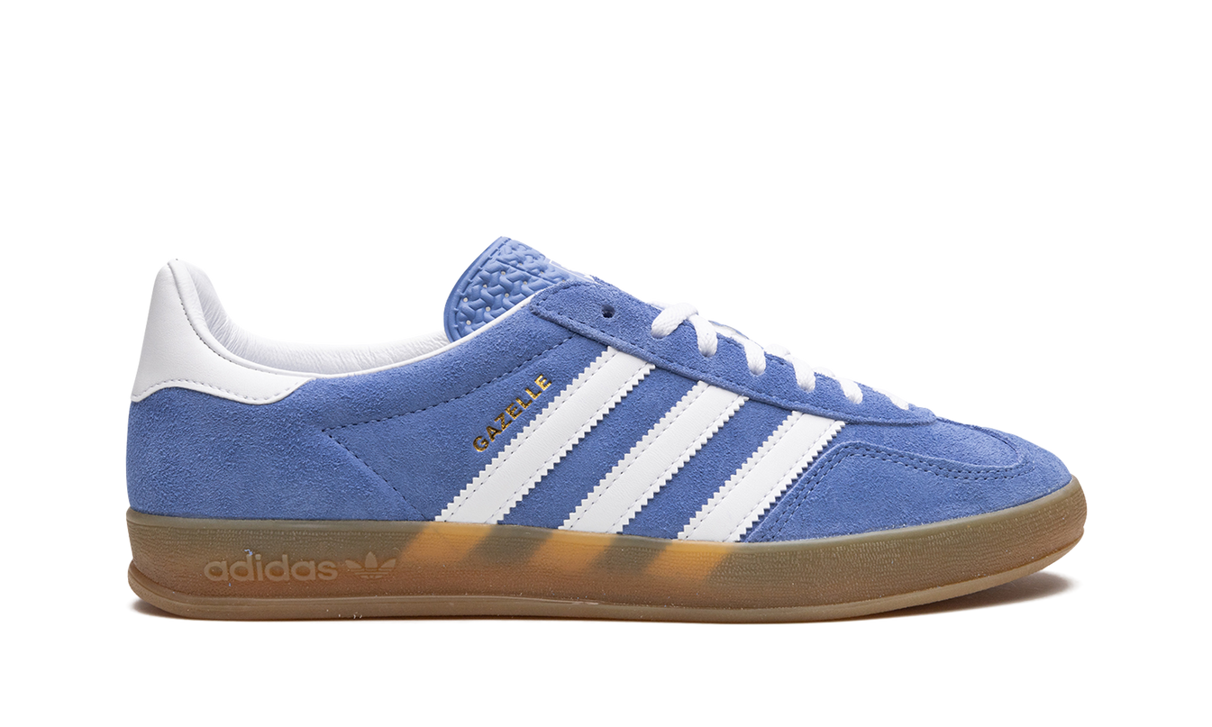 Dames indoor schoenen Adidas Gazelle Indoor WMNS "Blue Fusion" in blauwe kleur met witte zool en sportieve details