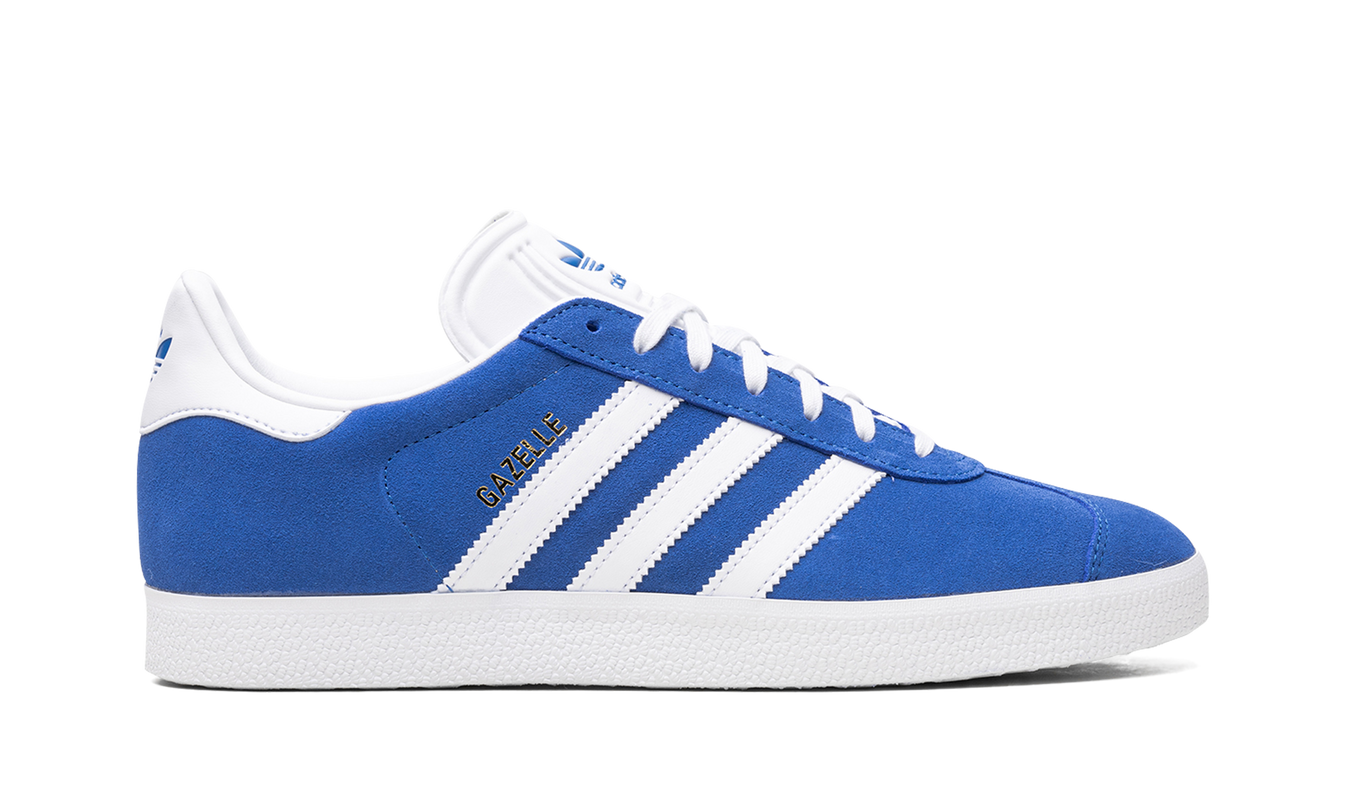 Adidas Gazelle schoenen in blauw en wit, casual schoenen voor heren en dames, zichtbaar met witte zolen en blauwe leren bovenkant.