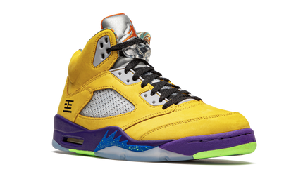 Air Jordan 5 Retro schoenen in kleurrijk ontwerp met leren en suède details, iconisch sportieve sneakers van Mijn winkel