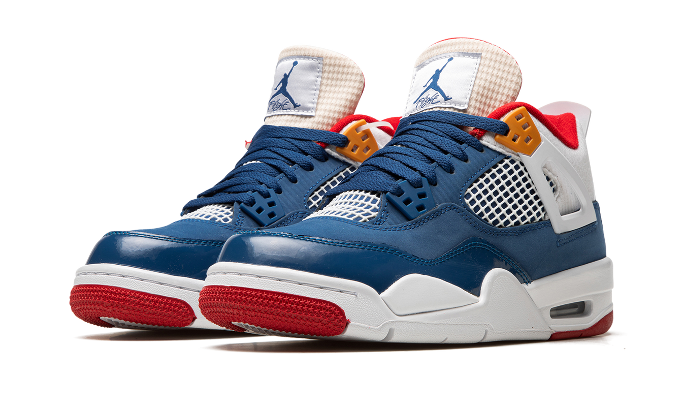 Sneakers Air Jordan 4 GS "Messy Room" van Mijn winkel met blauw, grijs en oranje details, zichtbaar in de afbeelding