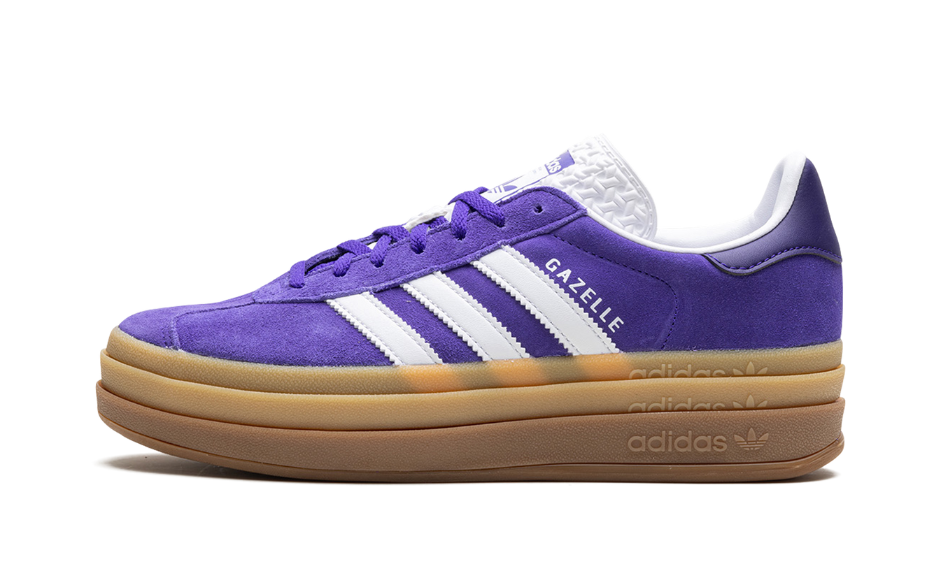 Lichte paarse Adidas Gazelle Bold damesschoenen met witte zool en suède bovenwerk, geschikt voor casual draagstijl.