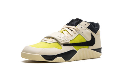 Nike Jumpman Jack TR schoenen in Bright Cactus kleur met zwart en groen details, sportieve sneakers voor casual gebruik