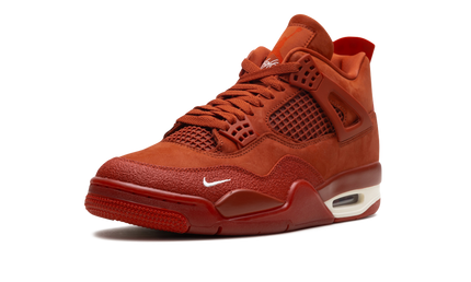 Air Jordan 4 OG schoenen van Mijn winkel, zwart en rood ontwerp met gedetailleerde stiknaden en branding zichtbaar.