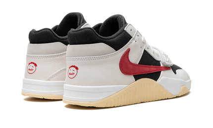 Nike Jumpman Jack Travis Scott schoenen in University Red, kleurrijke sneakers met opvallend design en sportieve uitstraling