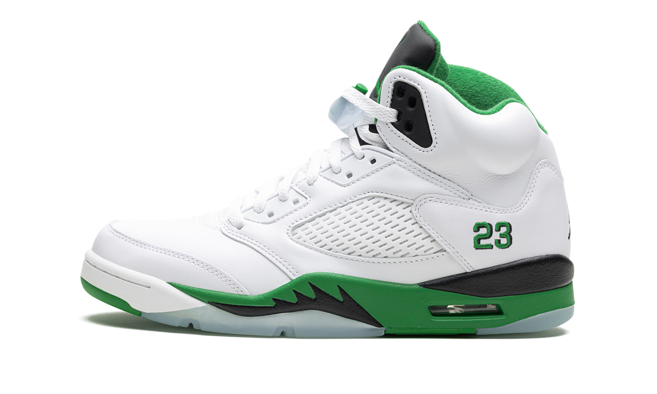 Witte en groene Air Jordan 5 WMNS sneakers met groene details en witte zool, dames schoen van het merk Mijn winkel.