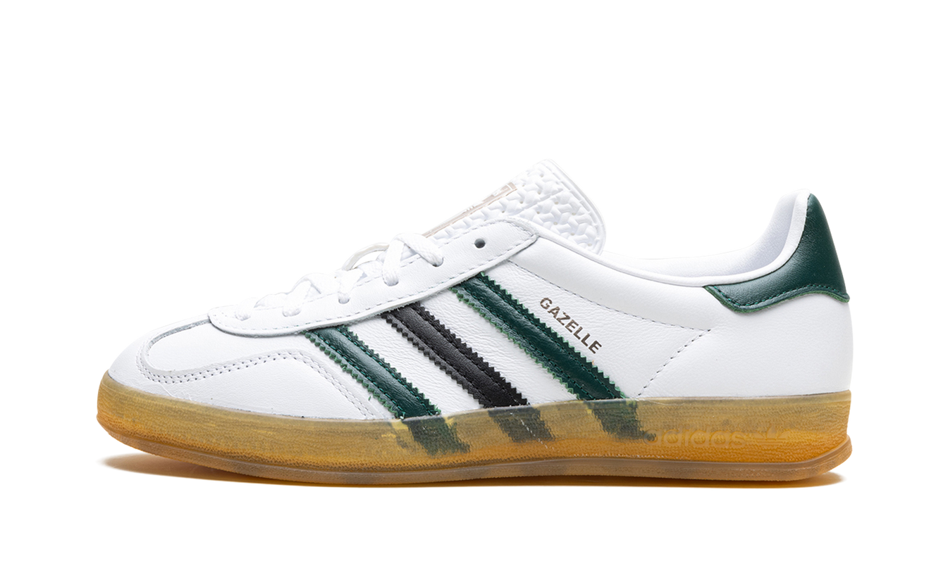 Dames Adidas Gazelle Indoor schoenen in 'Collegiate Green' met groene leren bovenkant en witte zool, geschikt voor binnengebruik.