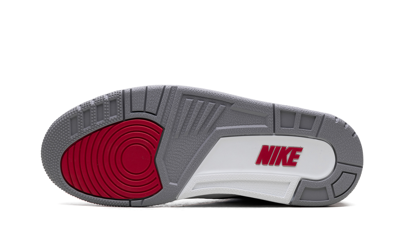 Zwarte Air Jordan 3 sneakers met cementpatroon en witte details, sportieve schoenen van Mijn winkel