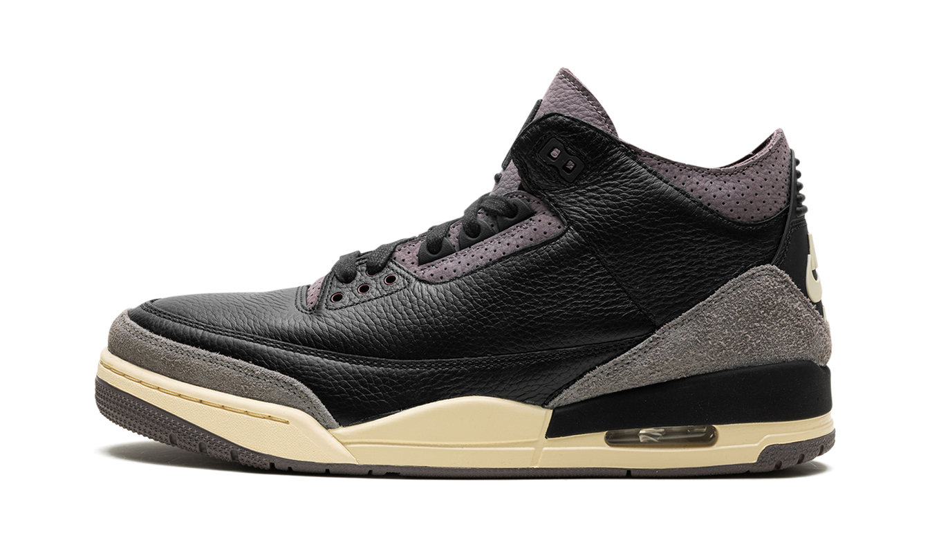 Zwarte Air Jordan 3 WMNS schoenen van Mijn winkel met A Ma Maniére ontwerp, close-up van de leren bovenkant en details