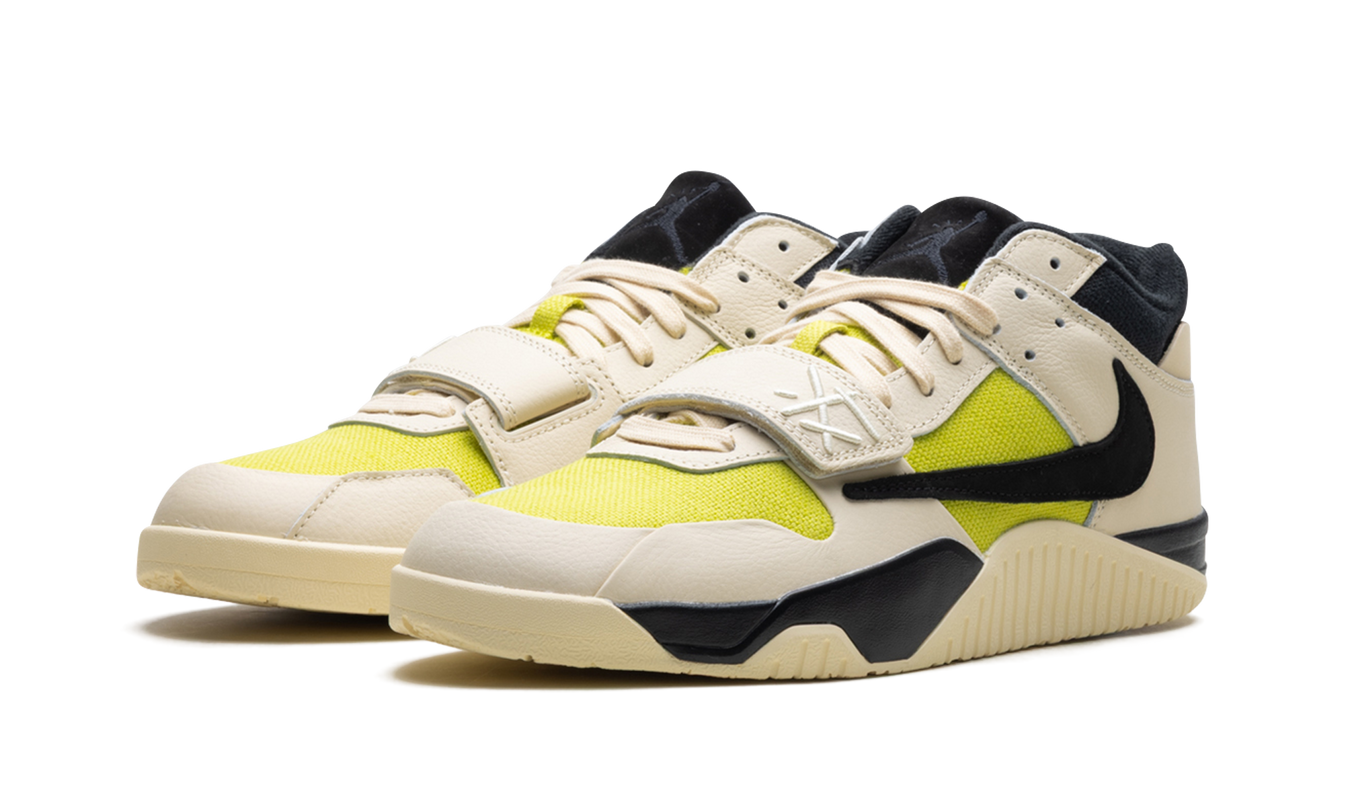 Nike Jumpman Jack TR schoenen in Bright Cactus kleur met Travis Scott ontwerp en sportieve details, geschikt voor training en casual.