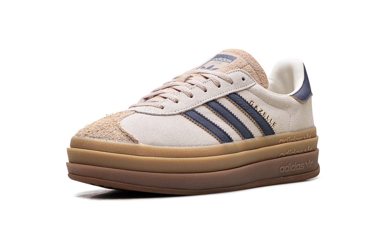 Damesschoenen Adidas Gazelle Bold in Cream Night Indigo, sportieve sneakers met klassieke stijl en rijke kleurdetails.