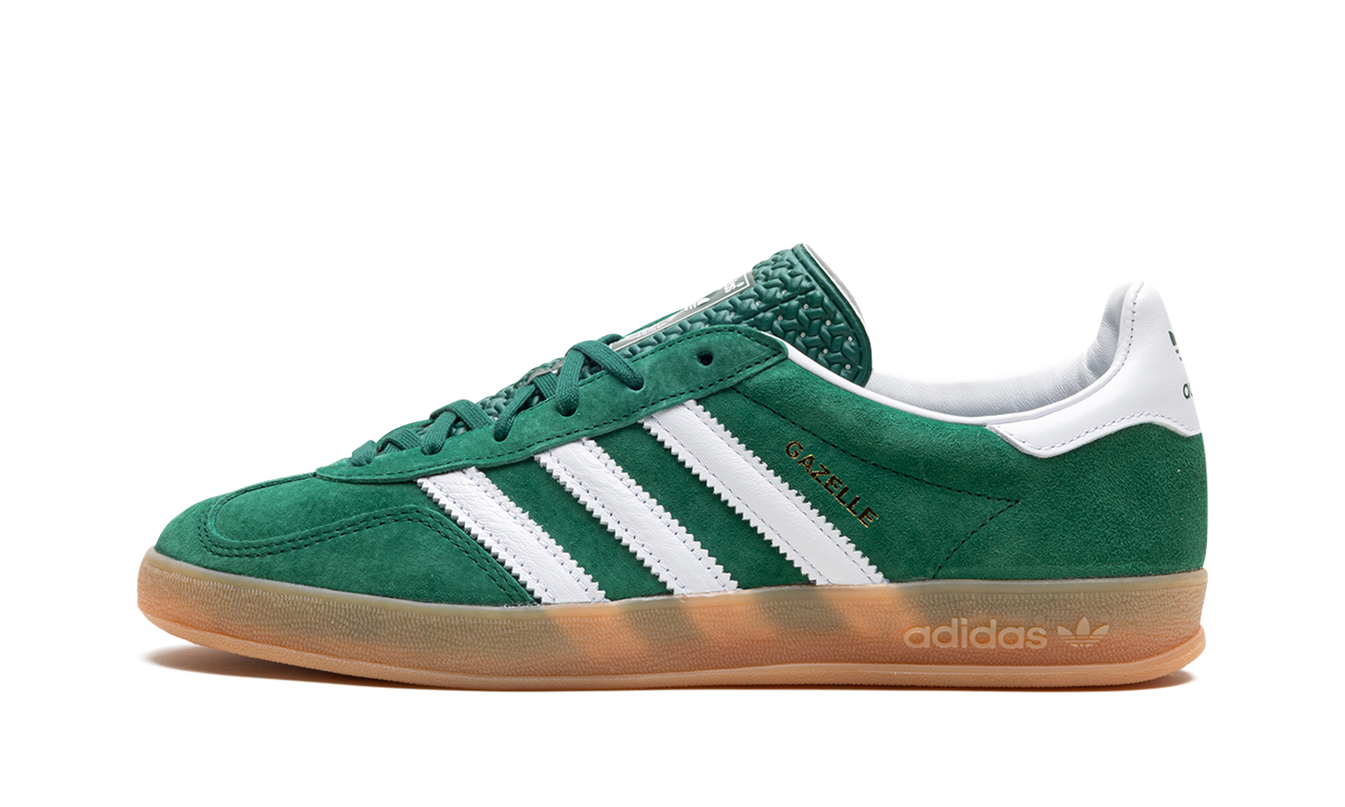 Groene Adidas Gazelle Indoor sneakers met gumzoolen, comfortabel en stijlvol voor binnengebruik.