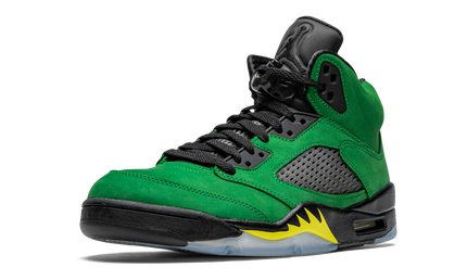 Lucht Jordan 5 Retro SE "Oregon" sneakers, blauwe en groene details, zichtbaar van de zijkant, gemaakt door Mijn winkel