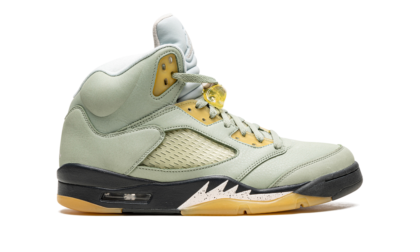 Dames Air Jordan 5 Retro "Jade Horizon" sneakers in jadegroene kleur met witte details, op een witte achtergrond